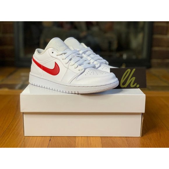 Size 5.5 w Air Jordan 1 Low "White University Red" - Picture 4 of 5